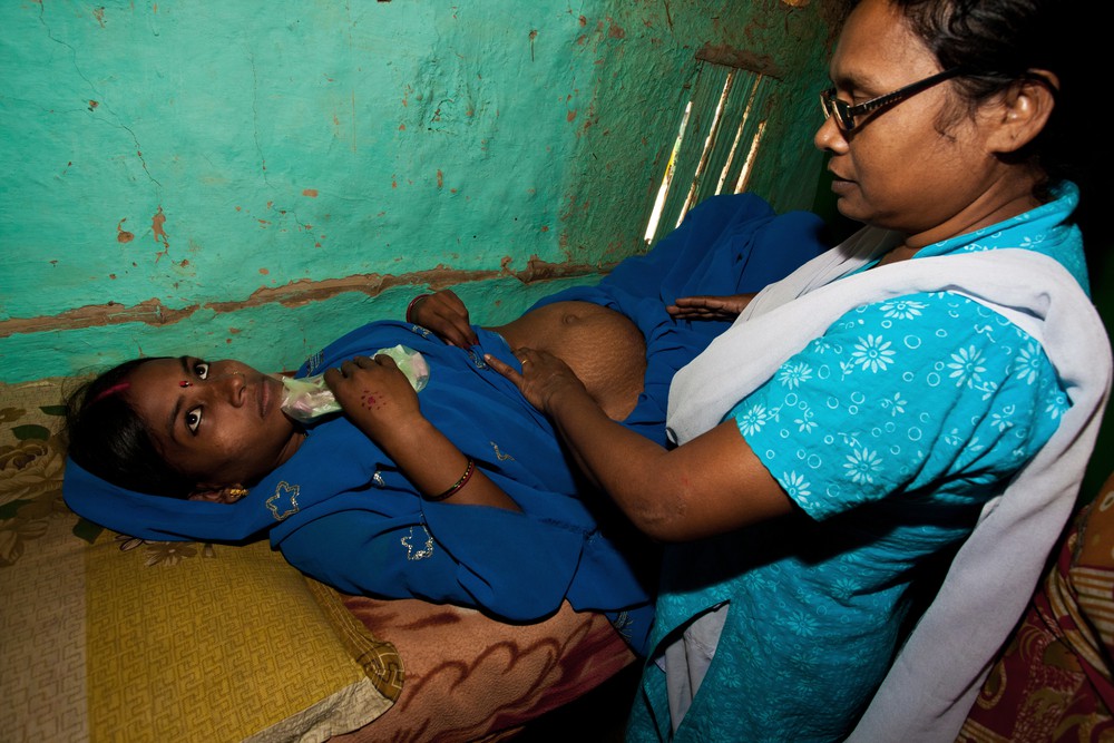 pregnant woman clinic india