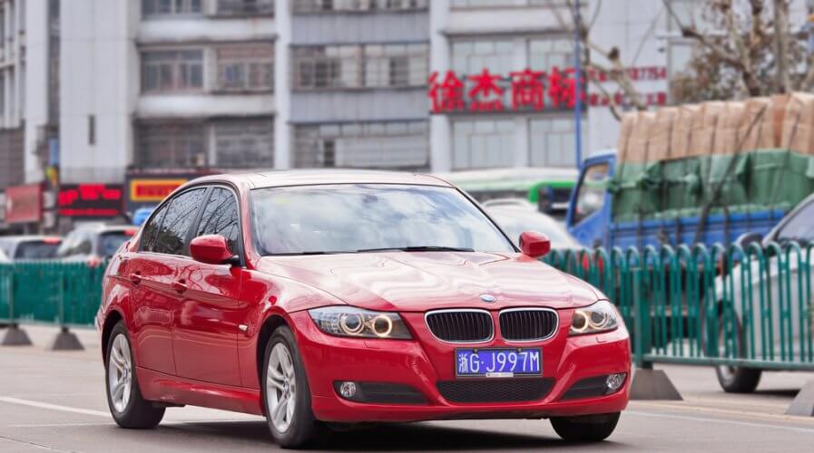 BMW is moving into Chengdu with ride-hailing services. Source: Shutterstock