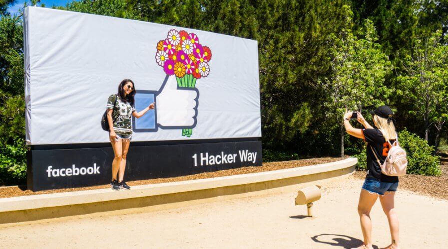 Facebook's got a new data privacy and data use hub for busniesses. Source: Shutterstock
