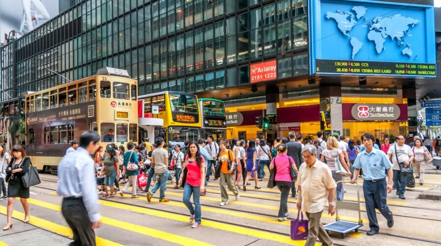Accenture finds Hong Kong-ers more ready to share financial data. Source: Shutterstock
