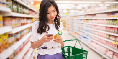 In the competitive digital arena, retailers will need all the technology they can get to turbocharge the CX. Source: Shutterstock