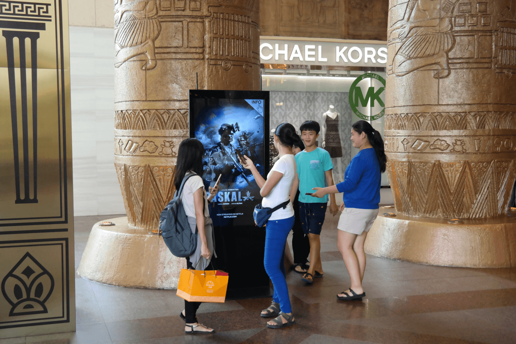 Here's how Sunway Pyramid and other malls in Malaysia benefit from new-age screens. Source: Lantern Media