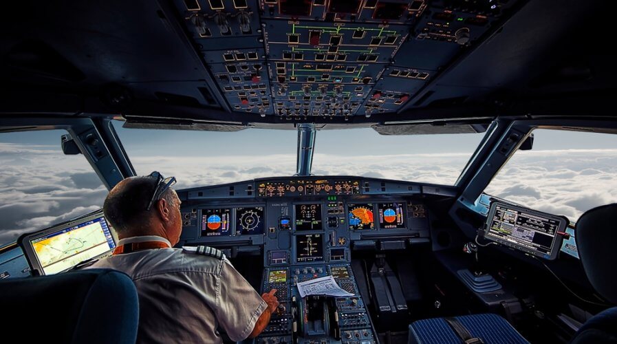 The aviation industry will benefit greatly when it transform digitally. Source: Shutterstock