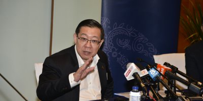 Malaysia Finance Minister Lim Guan Engaddressing media earlier this year. Source: Shutterstock.