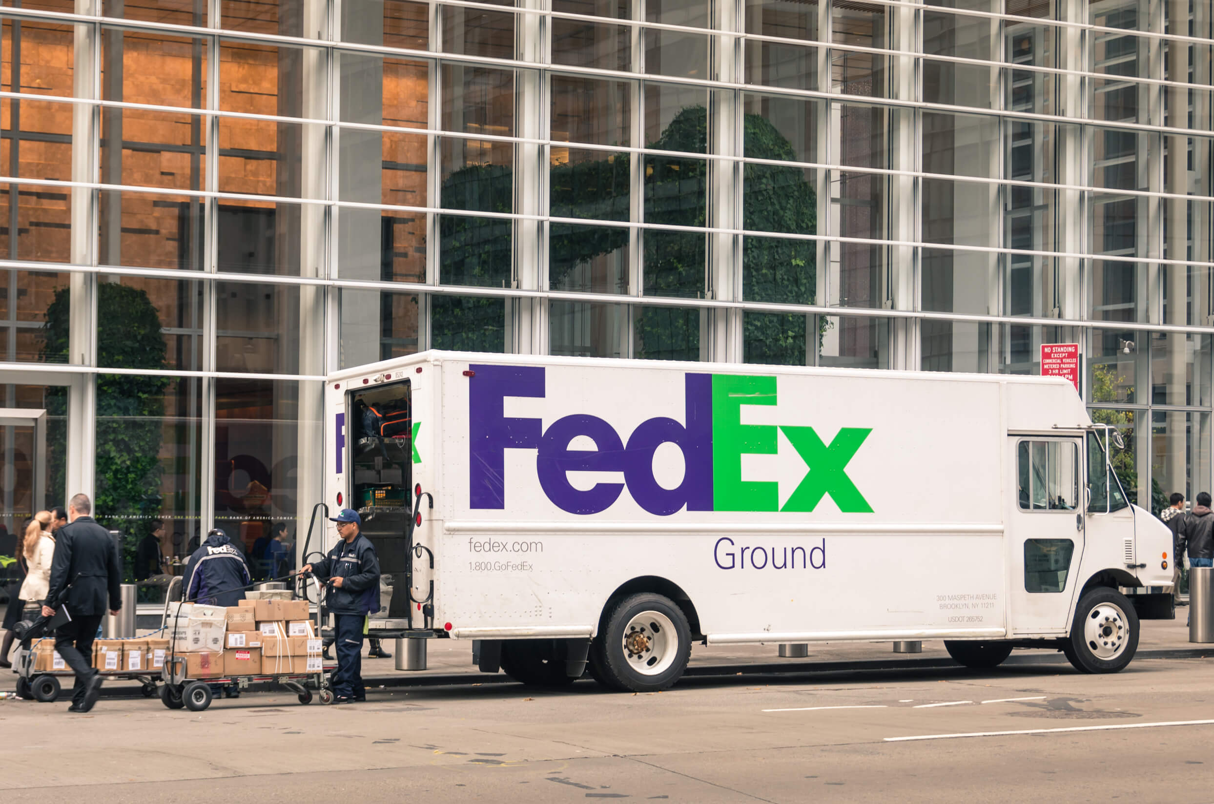 FedEx Express and FedEx Ground will now join forces to enhance delivery efficiency. Source: Shutterstock.