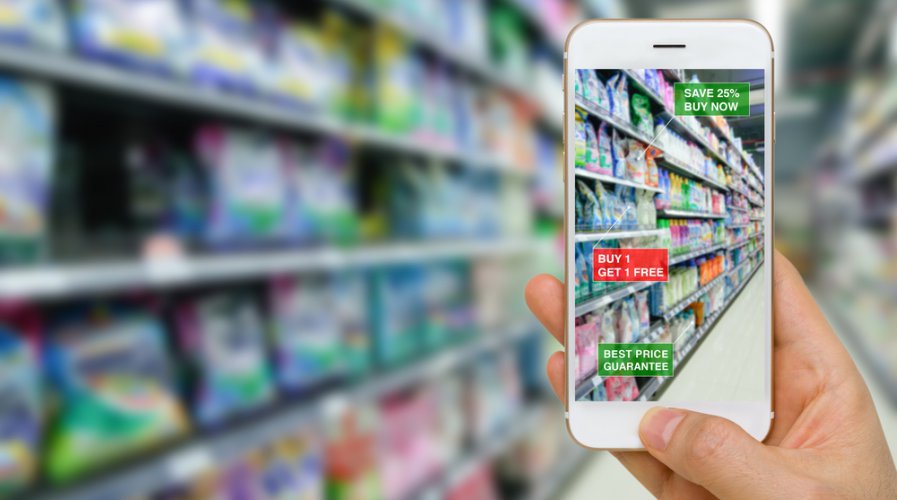 Augmented reality assisting shoppers in the store get more product information. Source: Shutterstock