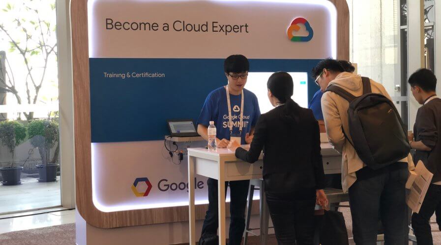 Google Cloud aims to convert more companies in Thailand (pictured here), Philippines, & Vietnam to move to the cloud.
