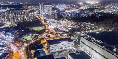 Overview of Samsung Electronics 'Nano city Hwasung Campus' South Korea's smart factory sector has been affected by COVID-19.