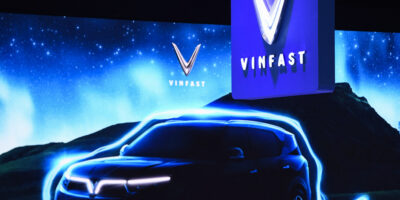 Vietnam's flagship automaker Vinfast unveiled two new electric SUVs, the VF e35 and VF e36, at the 2021 Los Angeles Auto Show.