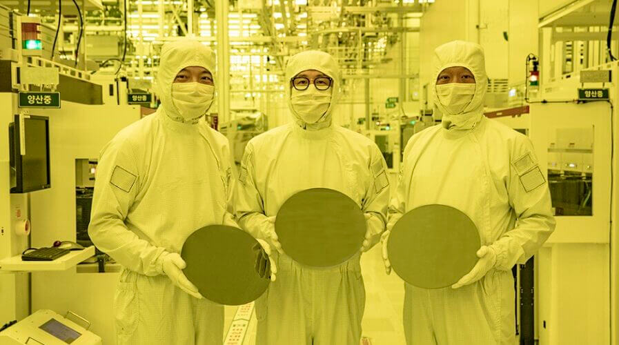 Semiconductor superpower: Samsung beats TSMC with the the world's first 3nm chips. Source: Samsung