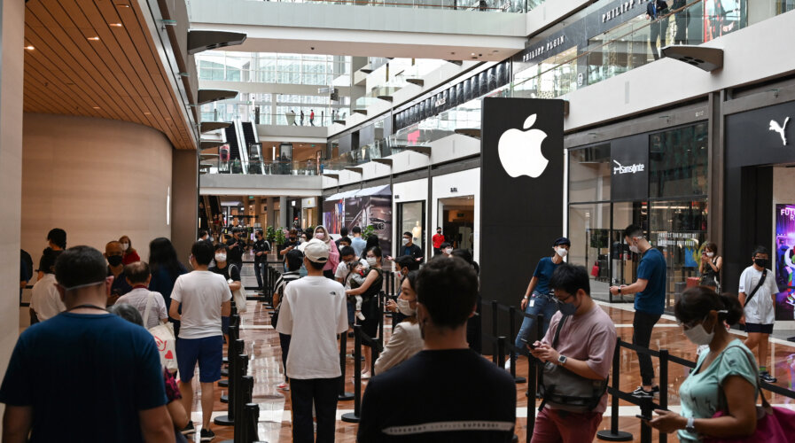 Apple is finally setting up a retail chain in Malaysia, after years of relying on third-party resellers
