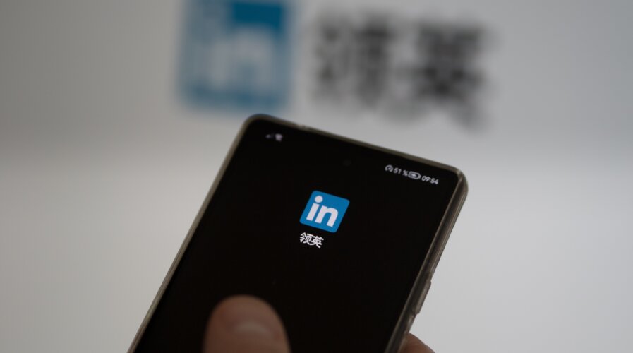 After a long struggle, LinkedIn gives up on China