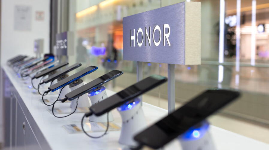 It plans to launch three variants of Honor phones in India, which will eventually be manufactured locally. Source: Shutterstock