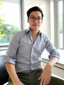 Chris Ye, Founder of ShareIt.SG - password sharing Netflix