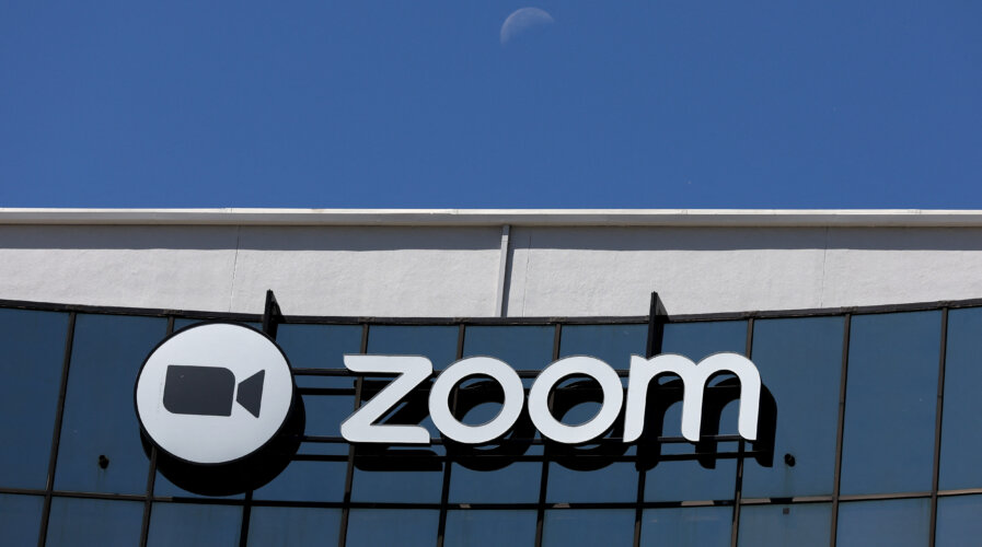 The new Zoom update includes AI-powered 'modular workspace' to compete with Microsoft.