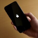Stolen Device Protection on the Apple iPhone aims to protect users when thieves or even cybercriminals know of their private passwords for their Apple ID.